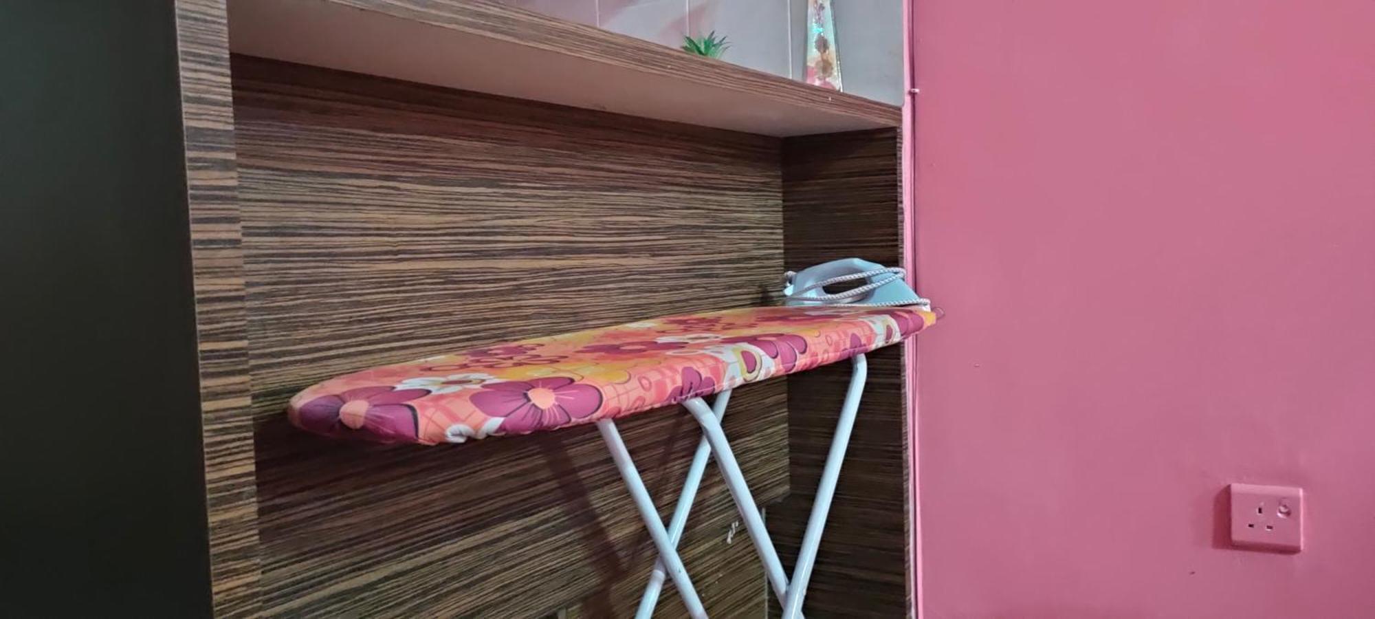 Zulaikha'S Homestay Ulu Tiram Johor Bahru Dış mekan fotoğraf